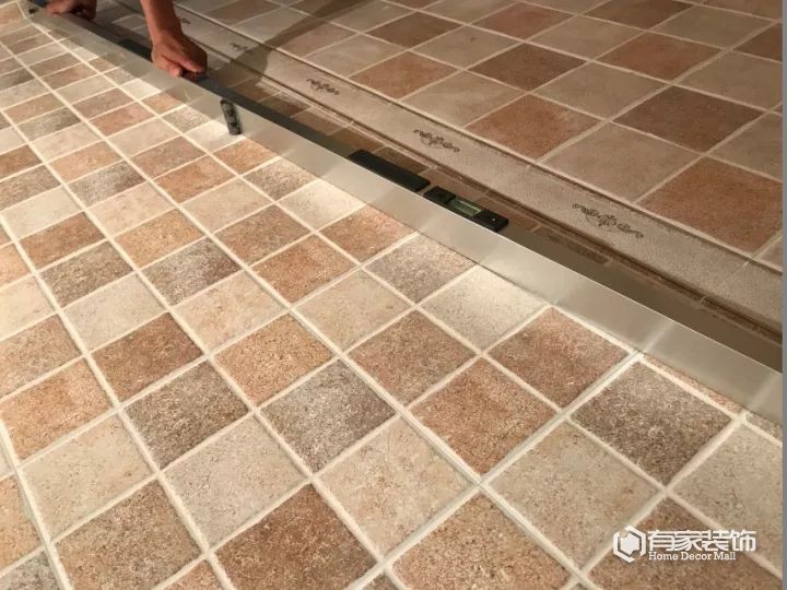 郑州装修：瓷砖除了会贴更要会挑！