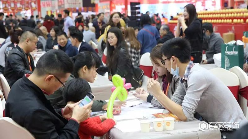 有家装饰首届装修大展，业主排爆队伍只为早点下定！