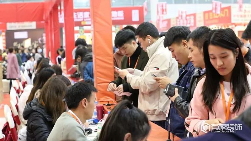 有家装饰首届装修大展，业主排爆队伍只为早点下定！