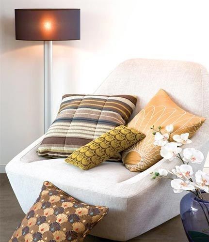 为客厅装饰制造亮点 沙发靠包搭组合