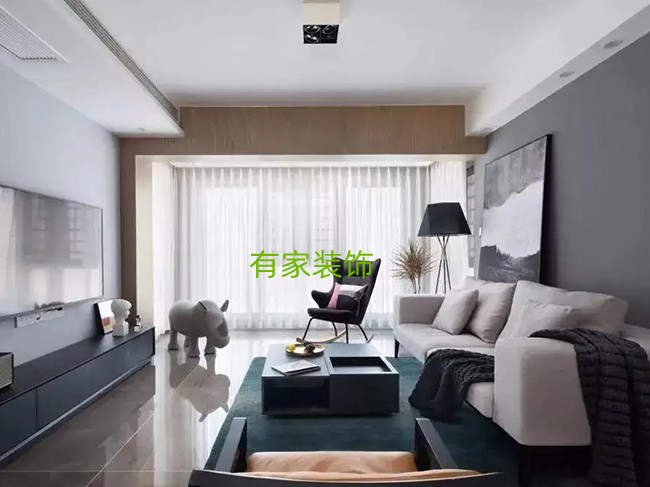 郑州装修排名，阳台地面可以铺木地板吗？