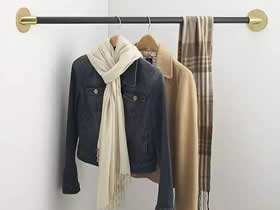 这样装修既增加收纳空间又有装饰作用