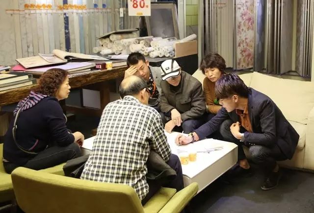 有家装饰首届客户答谢会：装修让我们成为朋友!