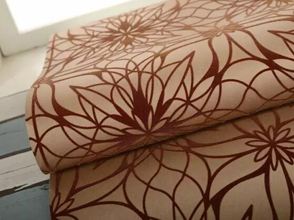 装修知识：墙壁为什么贴墙纸比较好？