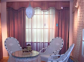 窗帘的材质不同 装饰效果也不同