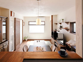 家居装修，先装门还是铺地板？